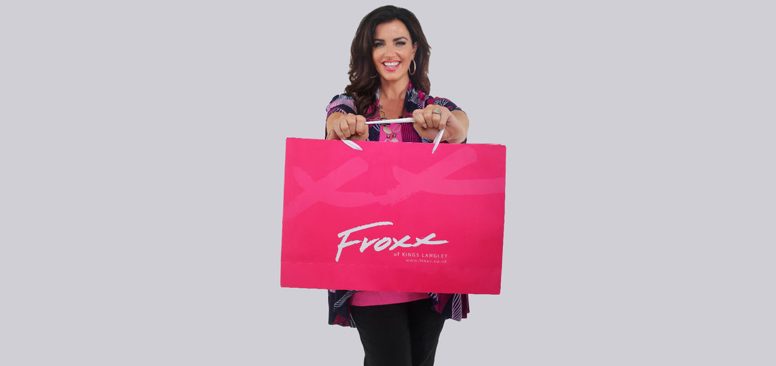 How to Dress for an Outdoor Wedding