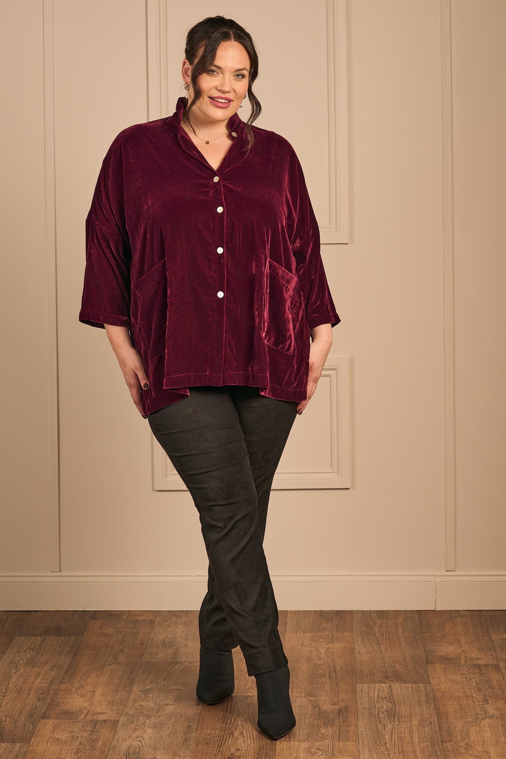 Our model Zhana Paton is wearing Thanny velvet jacket in rosso for Froxx Clothing plus sizes