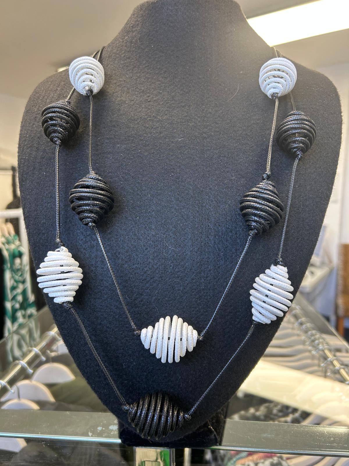 Zadie Spirals Necklace - Black/White