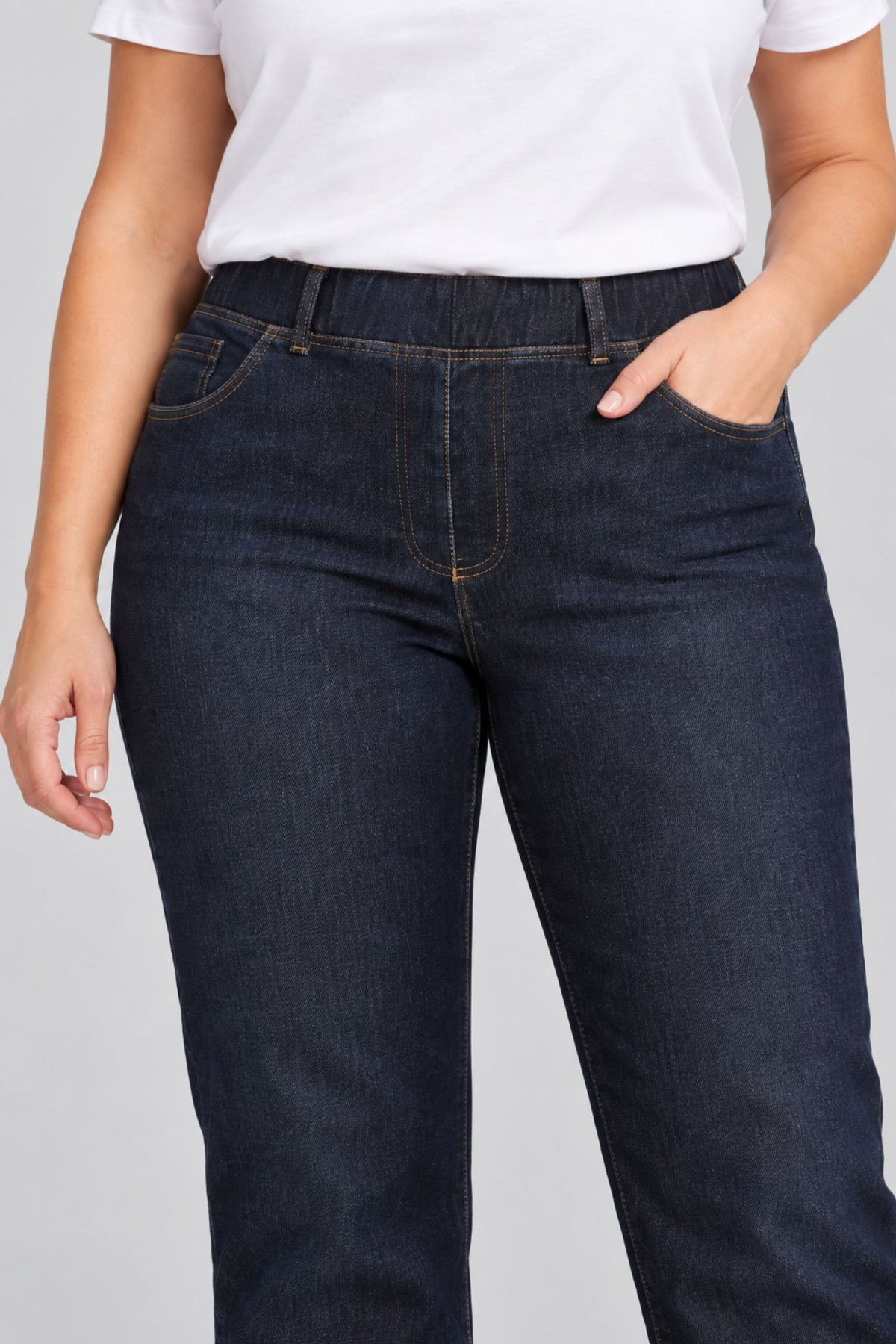 KJ Brand jeans - Dark Denim- 31"