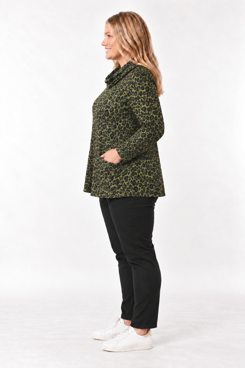 Orientique Keqioa cowl tunic - Green