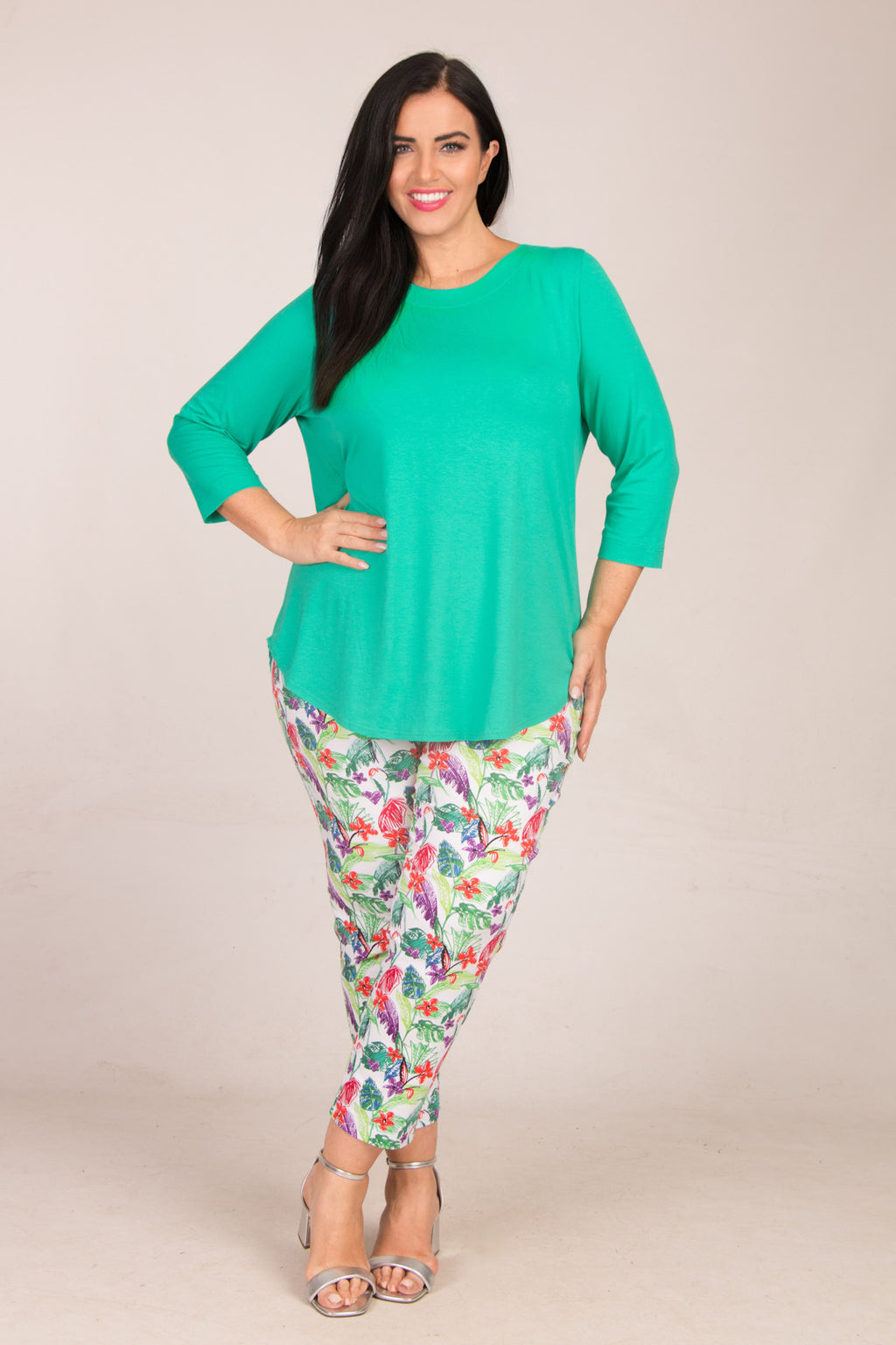 Robell Bella handdrawn crops - Green Multi