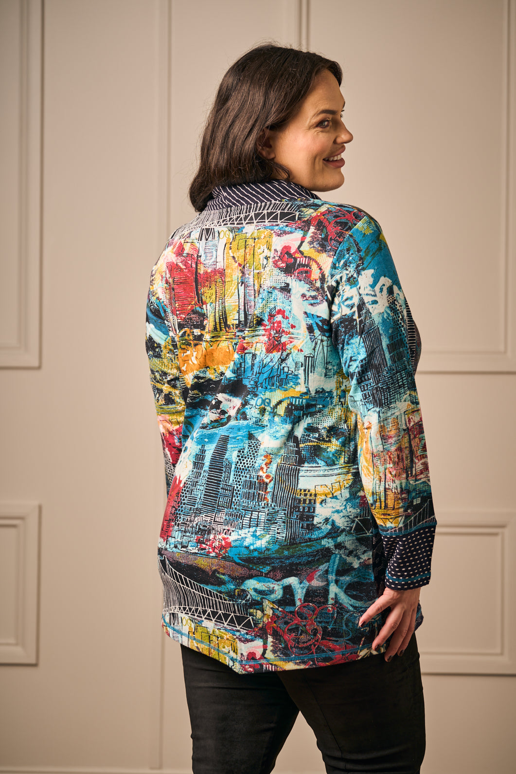 Orientique patch cowl top - Black/Blue