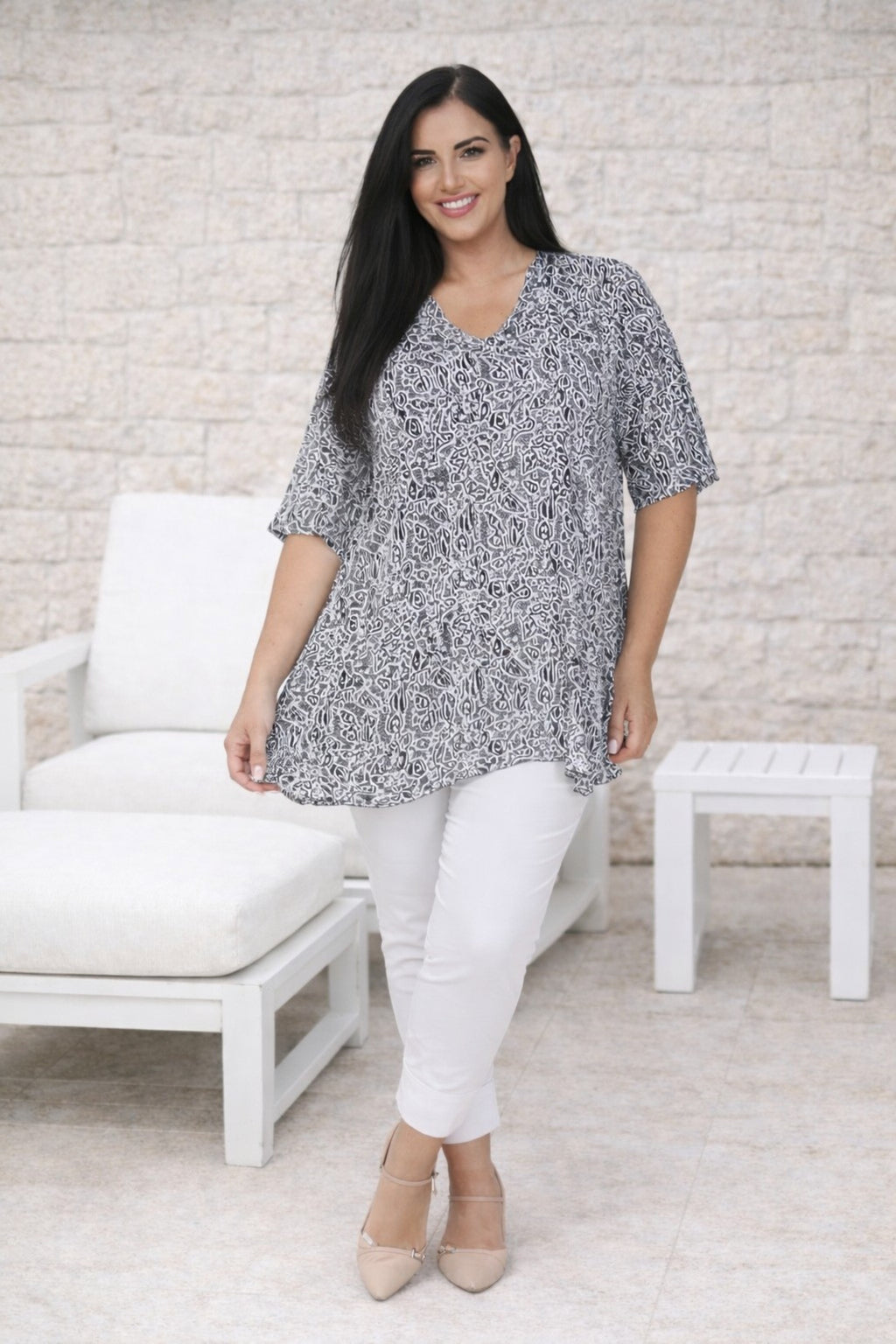 Angel Circle short sleeve pocket top - Black/White
