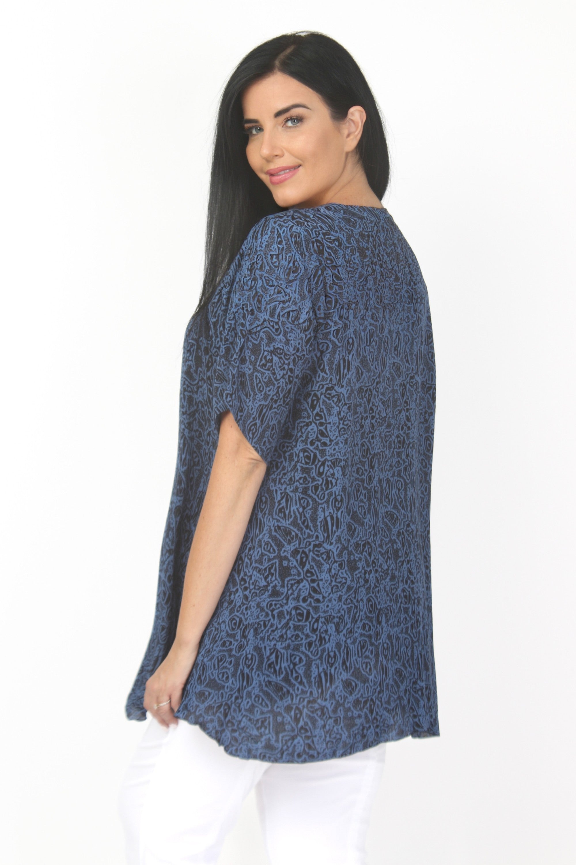 Angel Circle short sleeve pocket top - Blue