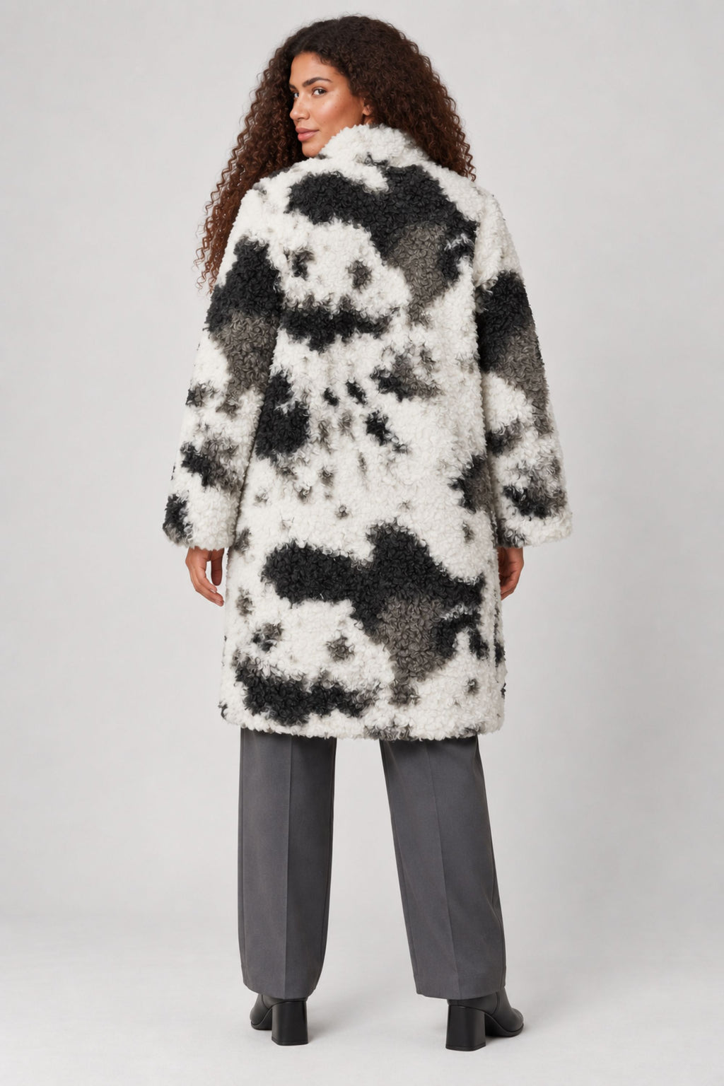 Noen shaggy jacket - Black/White