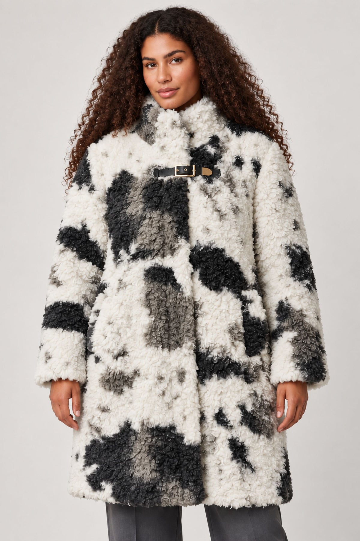 Noen shaggy jacket - Black/White