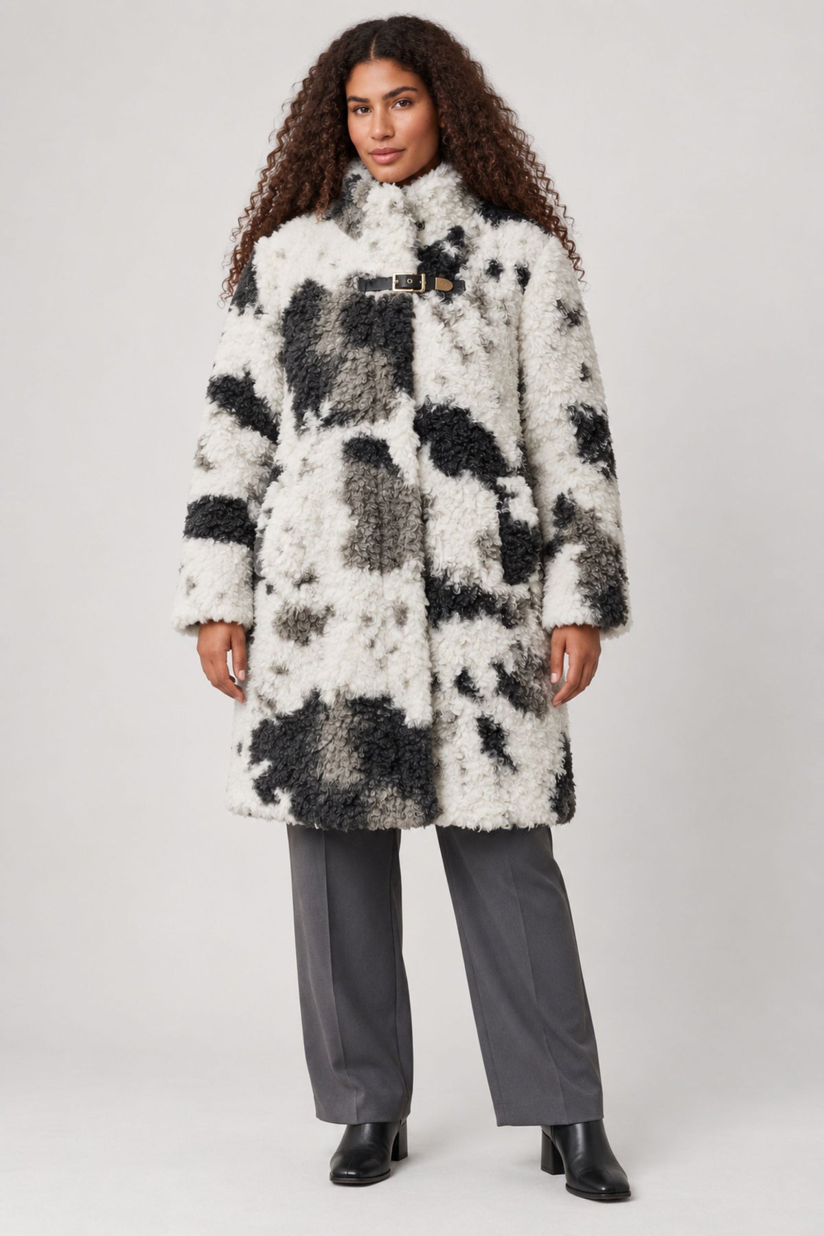 Noen shaggy jacket - Black/White