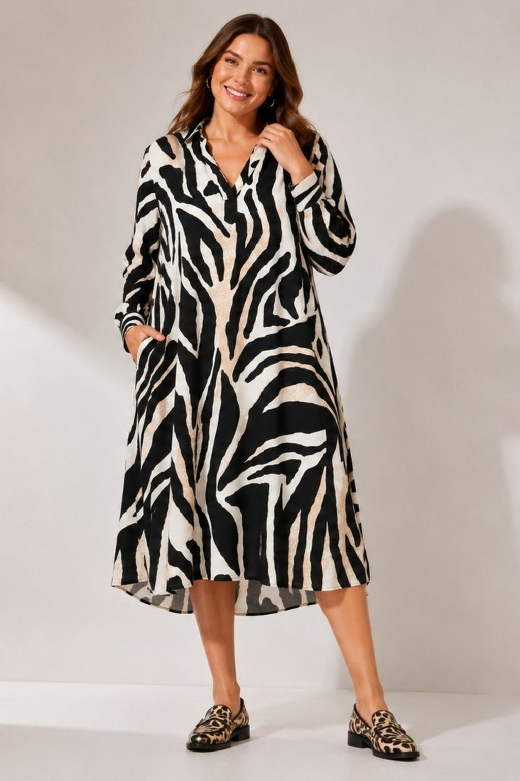 Via Appia animal print dress - Leo