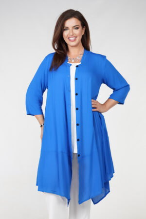 Model is wearing Crinkle nehru jacket in cobalt blue by Angel Circle plus sizes