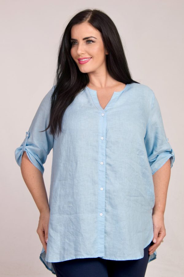 Our model is wearing Doris Streich linen shirt in sky blue for Froxx Clothing plus sizes