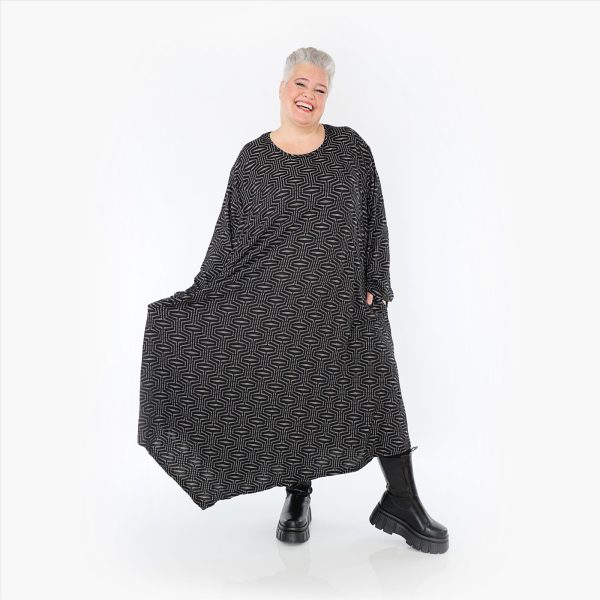 Our model is wearing AKH Vanilla jacquard jersey dress in black for Froxx Clothing plus sizes