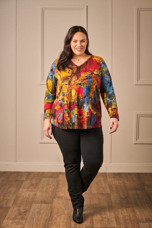 Our new model is wearing Orientique V neck tee in mustard for Froxx Clothing plus sizes