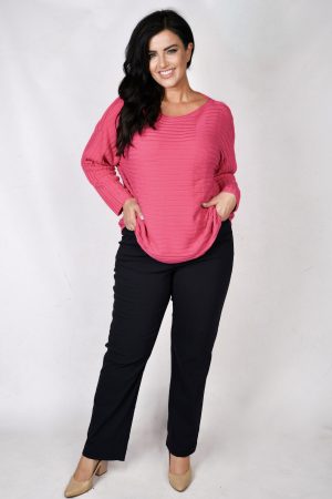 Our model is wearing Mona Lisa narrow stretch trousers in black for Froxx Clothing plus size specialists in Kings Langley