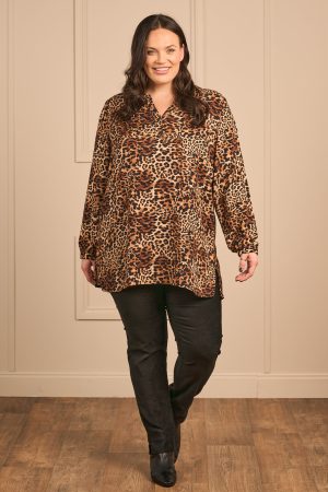 Our super model Zhana Paton is wearing KJ Brand animal print top in browns